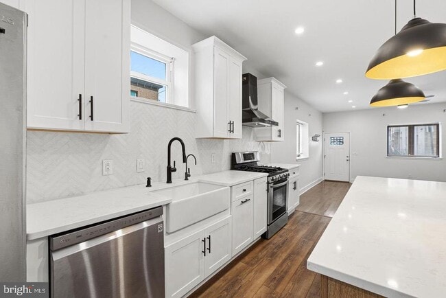 Building Photo - 2106 Manton St