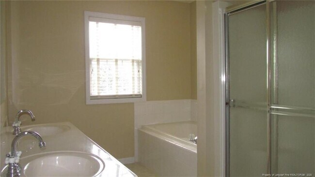 Building Photo - 2966 Brookcrossing Dr