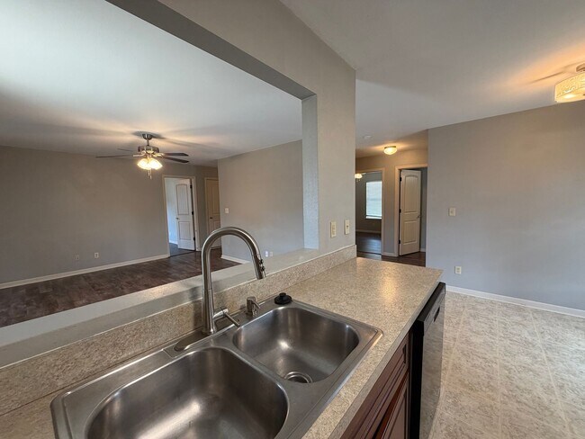 Building Photo - 16258 Hailey Ln