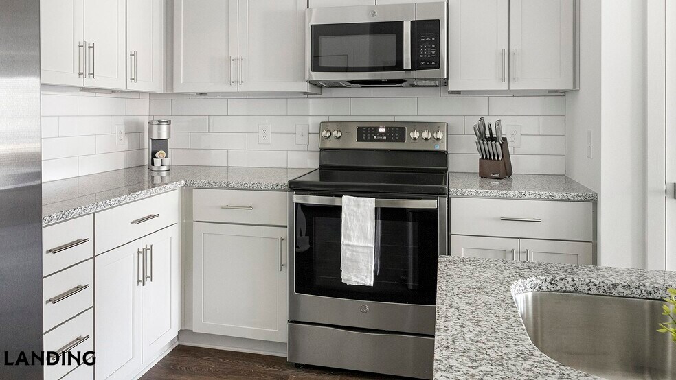 Building Photo - 2110 Birkhall St