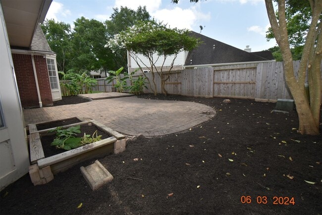 Building Photo - 1626 Diamond Brook Dr