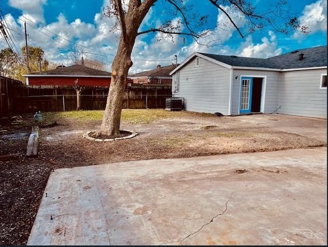 Building Photo - 4834 Meadow Park Dr