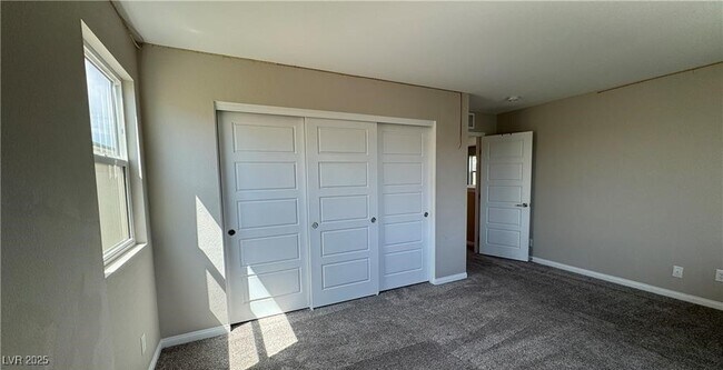 Building Photo - 6387 Ashland Crst St