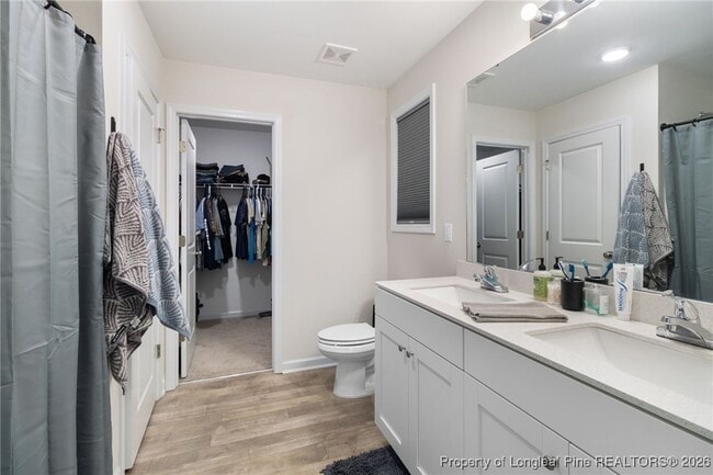 Building Photo - 302 Post Ave