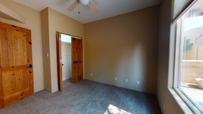 Building Photo - 12609 Sandia Ridge Pl NE