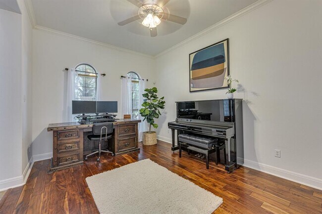 Building Photo - 13229 Country Trails Ln