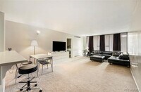 Building Photo - 1020 15th St