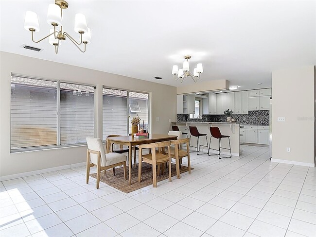 Building Photo - 289 Gull Dr S