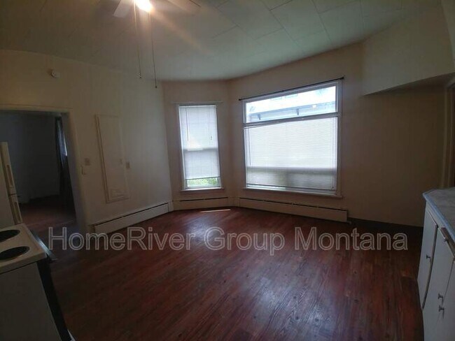 Building Photo - 603 Stephens Ave