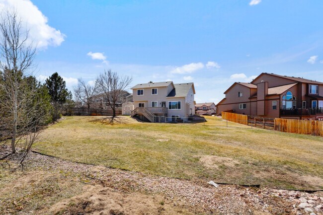 Building Photo - 9045 Aldersgate Ct