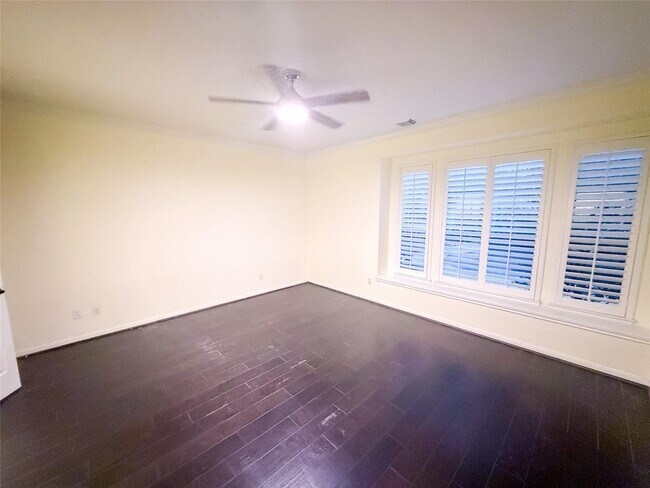 Building Photo - 79 W Shale Creek Cir