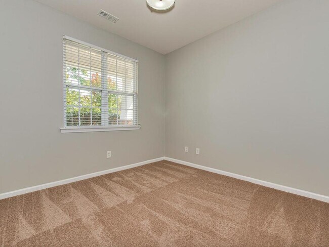 Building Photo - 6322 Adobe Rd