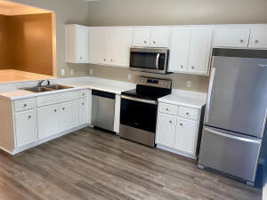 Building Photo - 2005 Bertram Ct