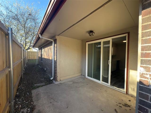 Building Photo - 8912 Greenmound Ave