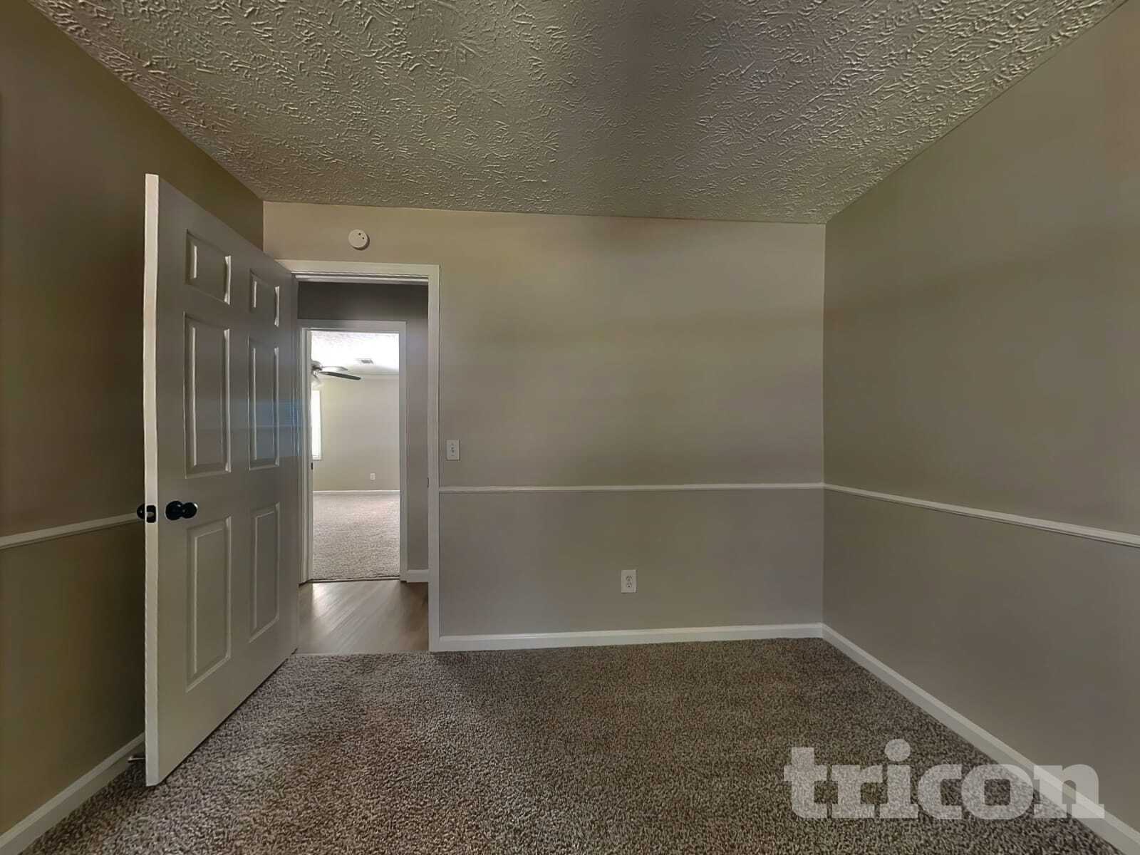 Building Photo - 4031 Daylily Way