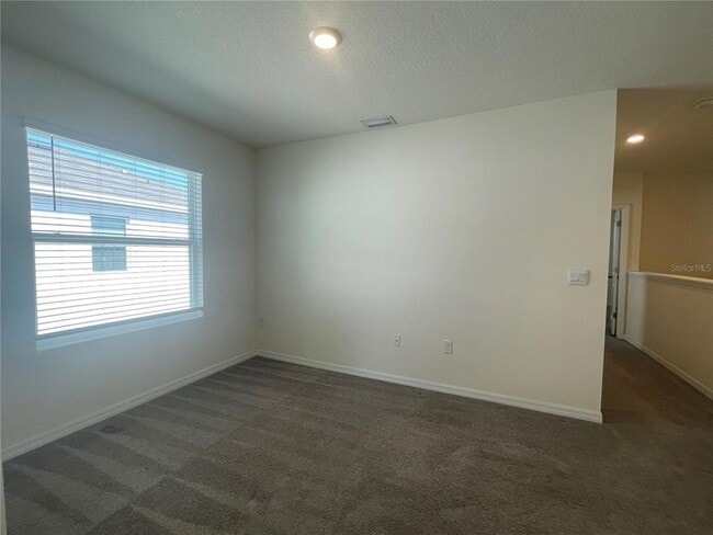 Building Photo - 33078 Major Oak Dr