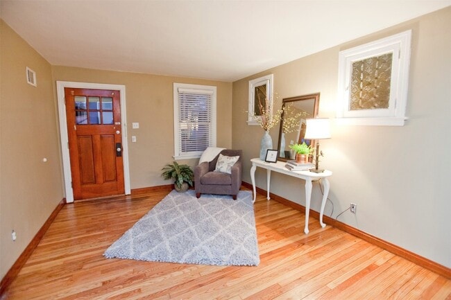 Building Photo - 6425 Arthur Ave