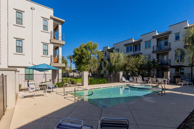 Building Photo - 4235 N 26th St