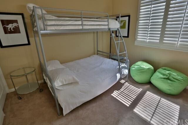 Building Photo - 322 5th St