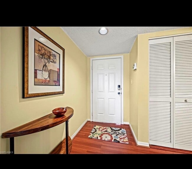 Building Photo - 481 Quail Forest Blvd