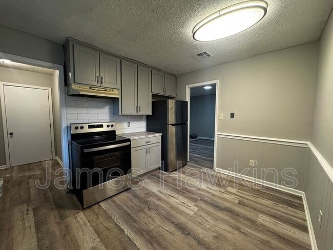 Building Photo - 406 Garden Homes Cir