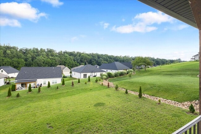 Building Photo - Beautiful Home for Rent in Chestnut Cove
