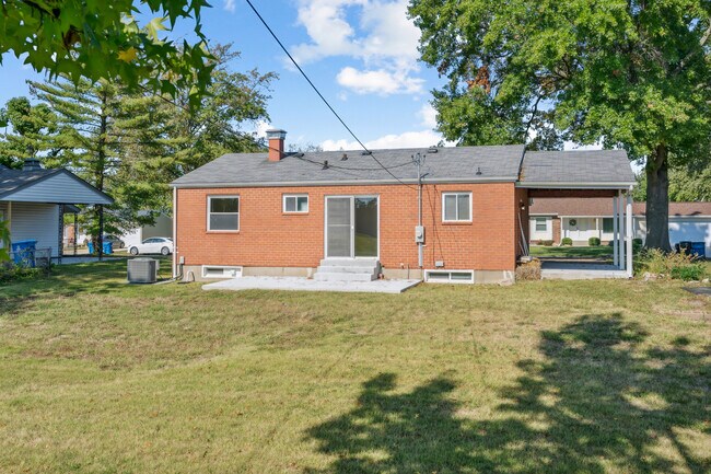 Building Photo - 5328 Cherryview Ln