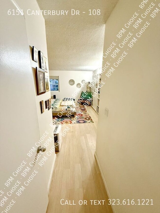 Building Photo - 6151 Canterbury Dr