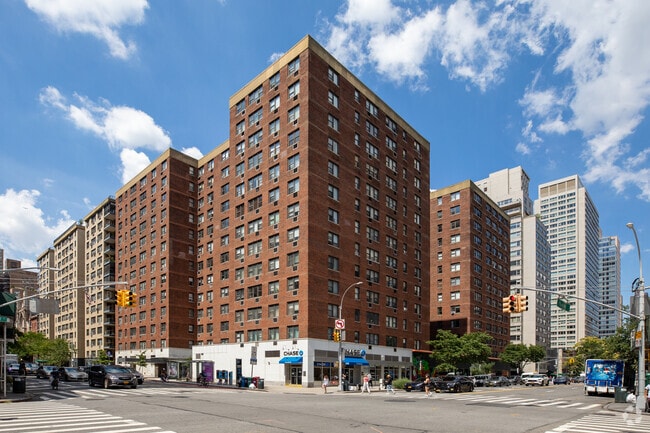 Building Photo - The York