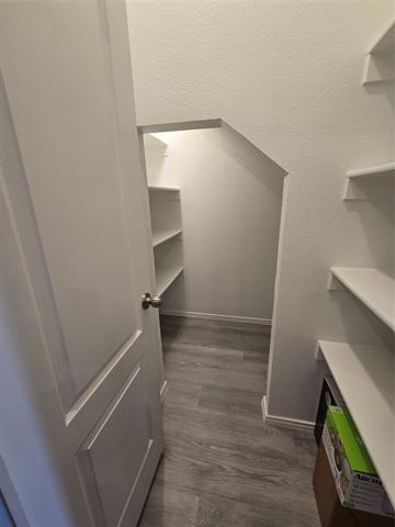 Building Photo - 3931 Hometown Blvd