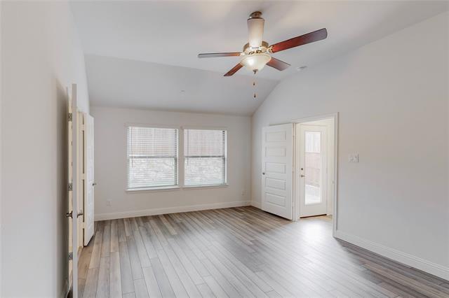 Building Photo - 272 Tallgrass Dr