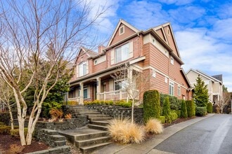 Building Photo - Issaquah Highlands 2 Bedroom 2.5 Bath Townhouse