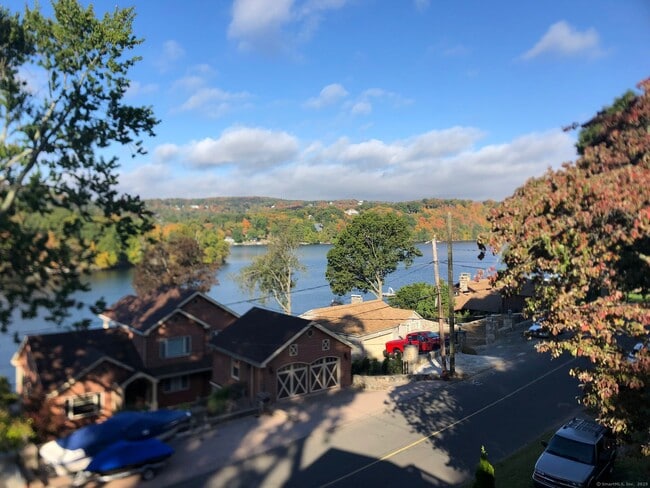 Building Photo - 47 S Lake Shore Dr