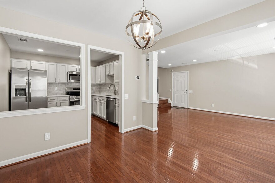 Building Photo - 11180 Rienzi Pl