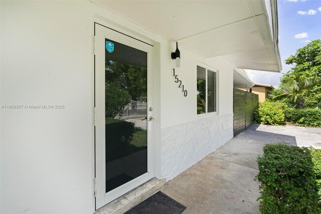 Building Photo - 15210 SW 304th St