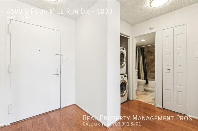 Building Photo - 4500 S Four Mile Run Dr