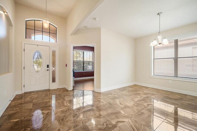 Building Photo - 8522 White Poplar Dr