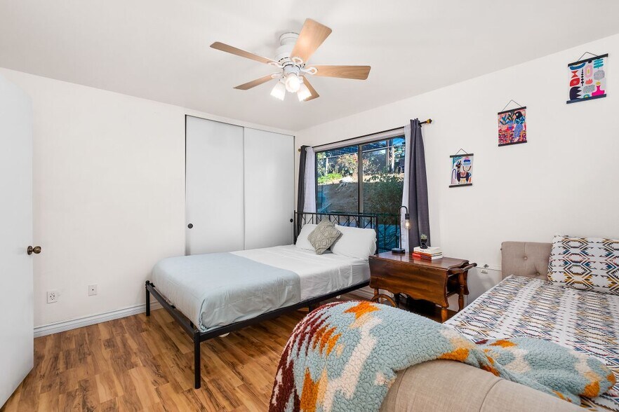 Building Photo - 3426 Lomas Serenas Dr