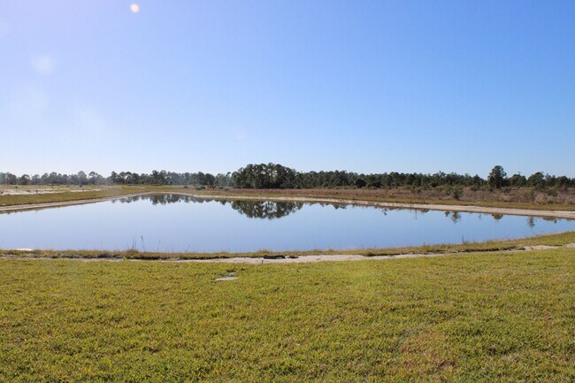 Building Photo - 19542 Fairhill Ct