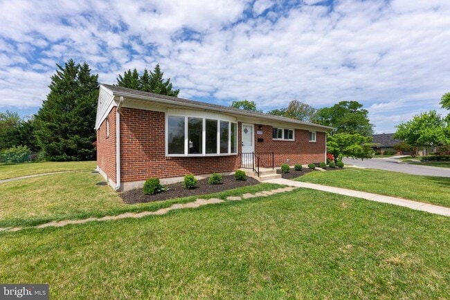Building Photo - 1626 Pickett Rd