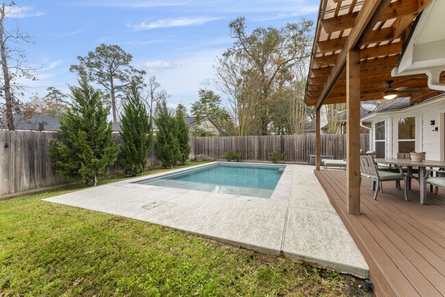 Building Photo - 25003 Burgh Castle Dr