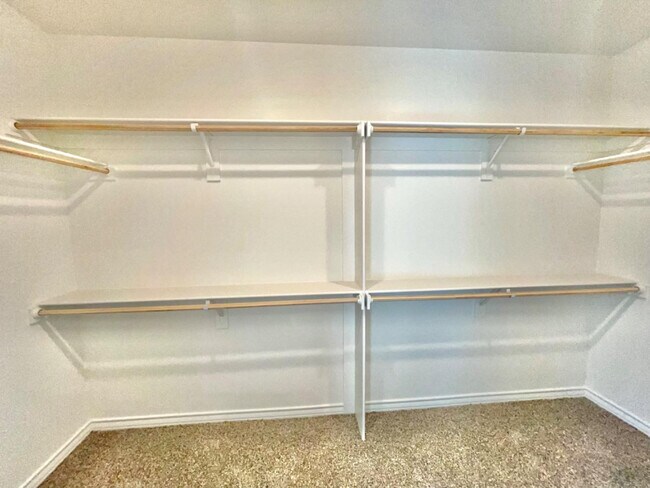 Building Photo - 7729 96th St