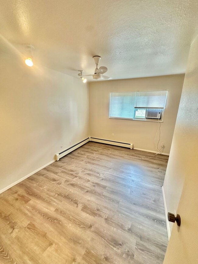 Building Photo - 743 Nyssa Dr