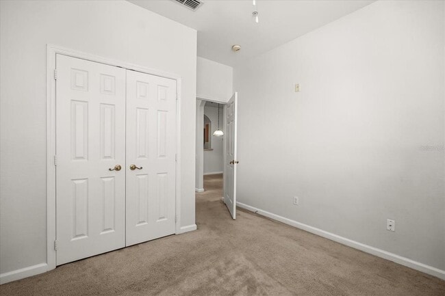 Building Photo - 8101 Coconut Palm Way