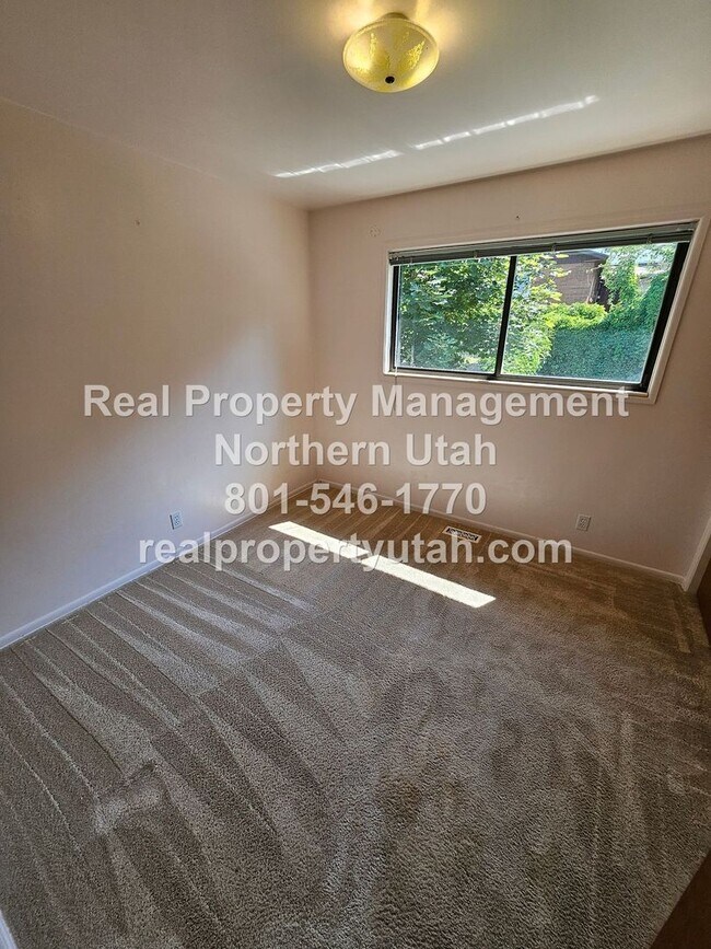 Building Photo - 3 bed 1.5 bath Ogden Home Coming Soon