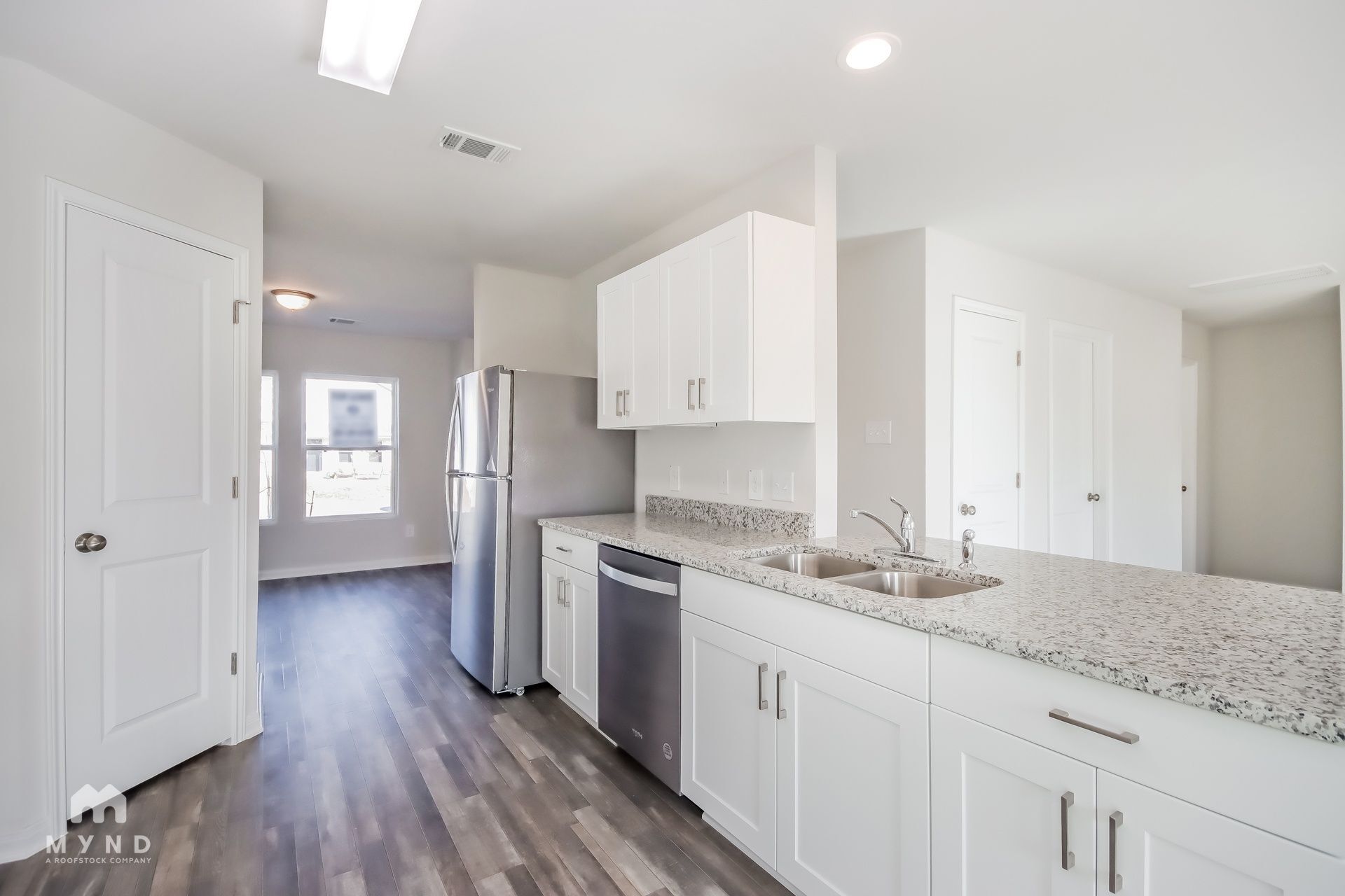 Building Photo - 15819 Del Norte Dr