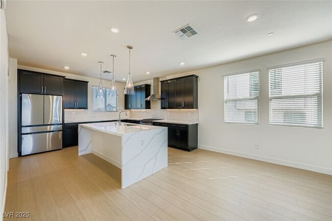 Building Photo - 11737 Stone Curlew Ave