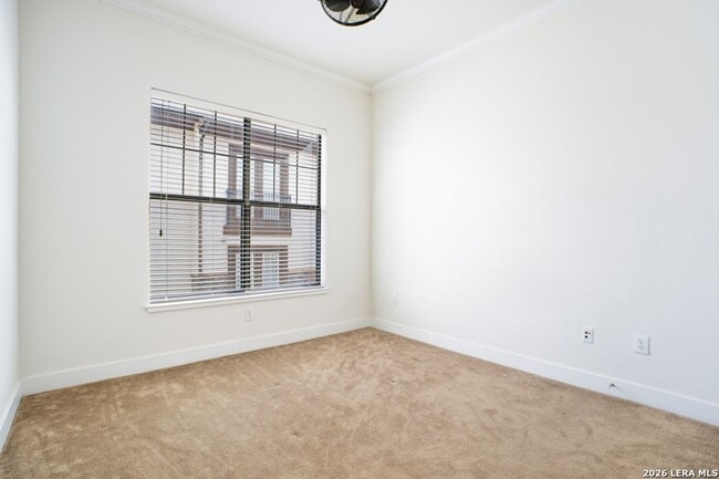 Building Photo - 7342 Oak Manor Dr