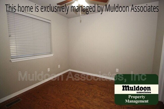 Building Photo - 8883 White Pr Vw