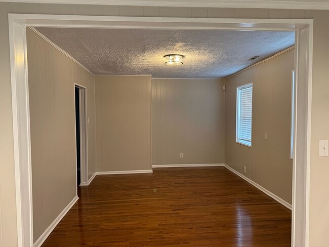 Building Photo - 53 Pelham Heights